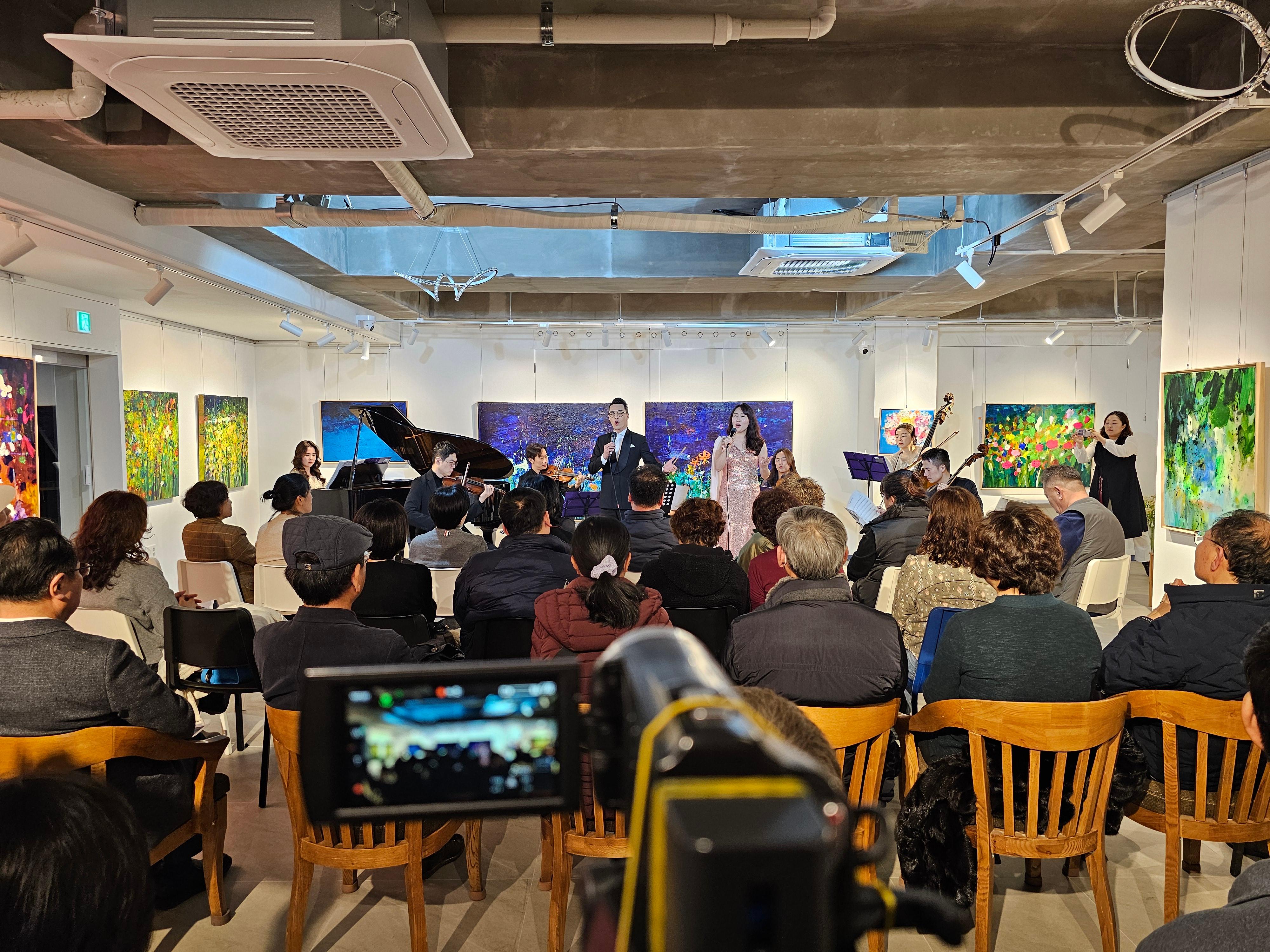 복합문화공간 화안 10